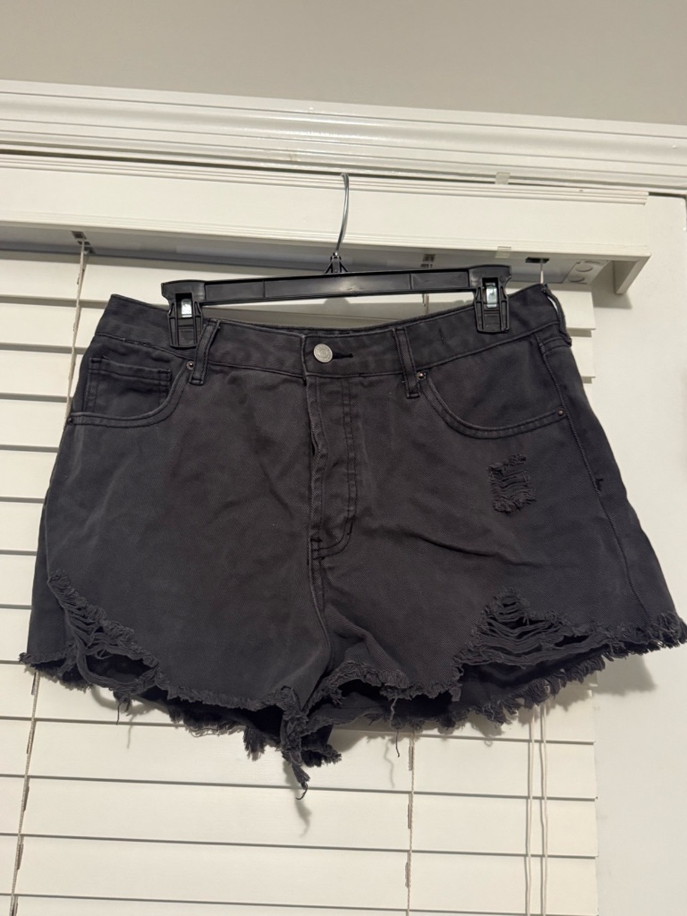 PacSun Black Distressed High-Rise Jean Shorts